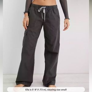 NWT Aerie Baggy Cargo Skater Pant (Smoked Gray color)
